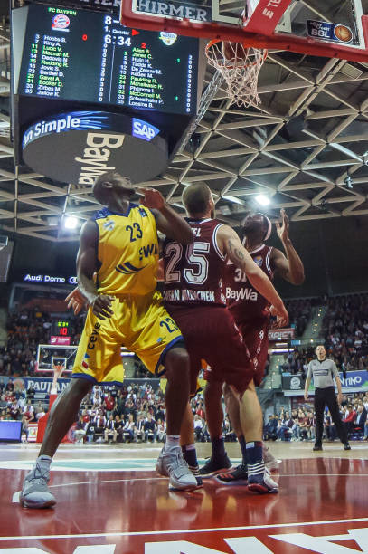 而是库里的 而是库里的