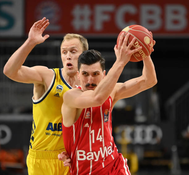 随着国际比 随着国际比