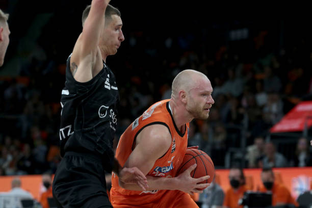 名款球鞋 名款球鞋